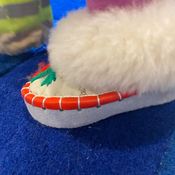 Leather Sheepskin Moccasins - Picture 4 of 6